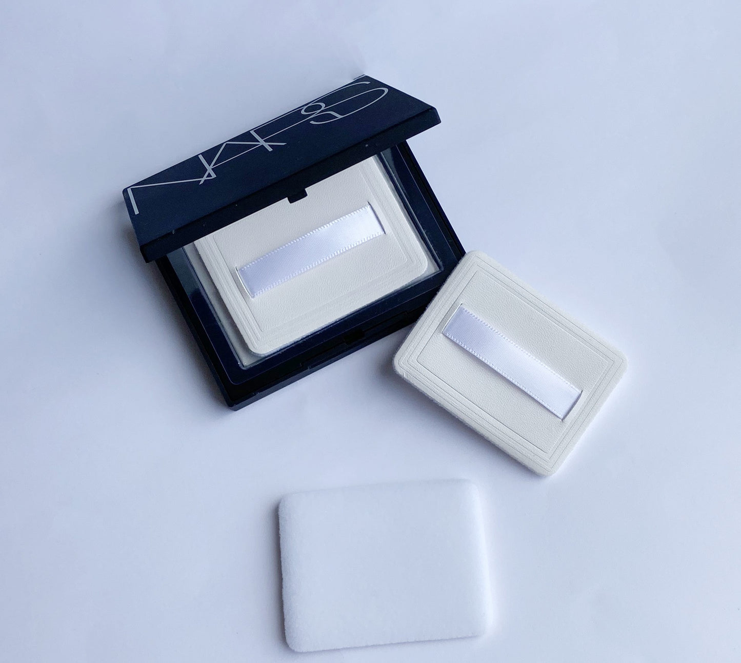 Soft Faux Leather Powder Puff ，rectangle pressed Powder puff with Ribbon，white 4 pcs